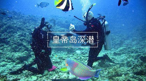 温情一幕，《美国工厂》导演博格纳尔讲述眼中的曹德旺